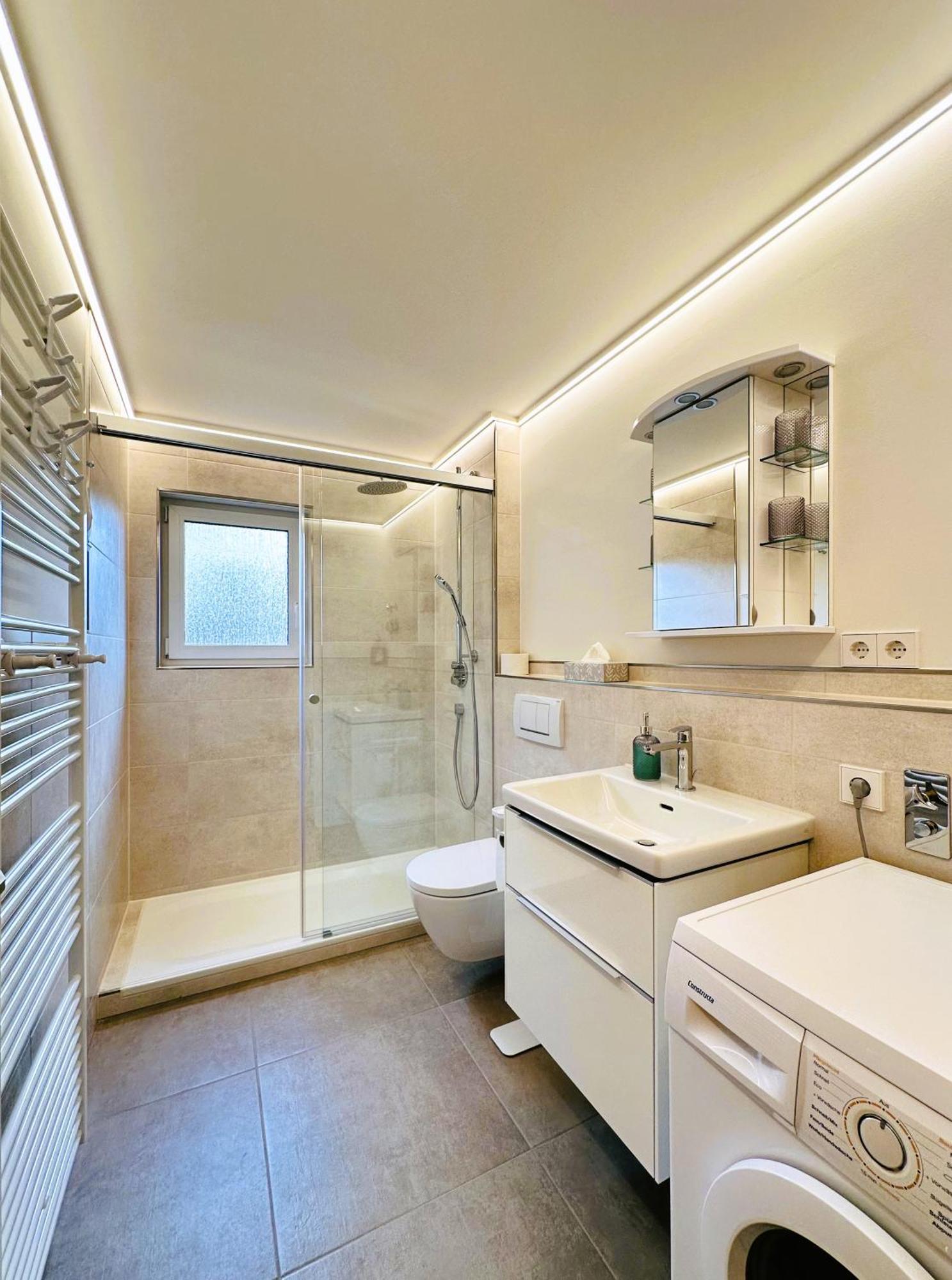 Ferienwohnung Lotti + Hochschwarzwald Card Titisee-Neustadt Ngoại thất bức ảnh